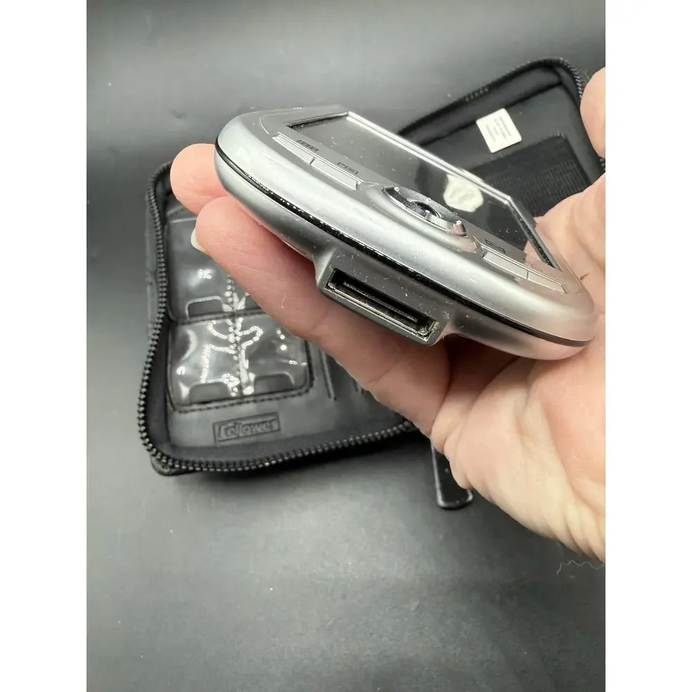 HP iPAQ Pocket PC PDA Touchscreen 240x320 Intel XScale X09-50650 In Case -C32
